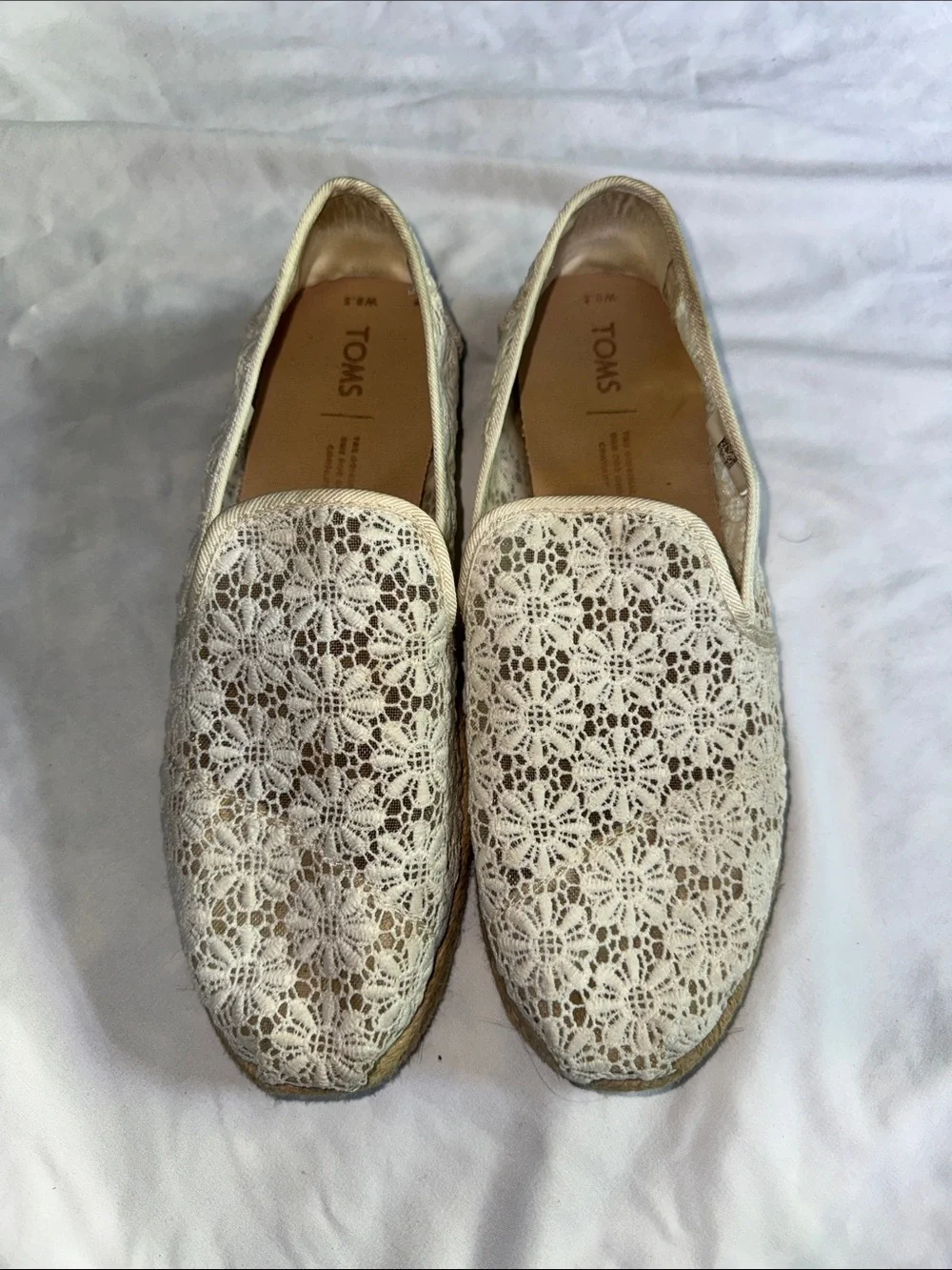 TOMS Women’s Casual Slip-On Lace Espadrilles in Cream 8.5
